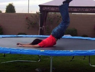 Επικές στιγμές αποτυχίας πάνω σε τραμπολίνο! (βίντεο)